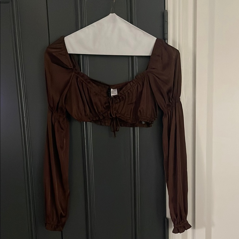 Divided Brown Puff Sleeve Crop Blouse